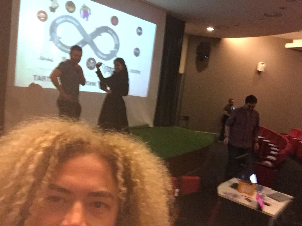 cun_cur's tweet image. Team’s Pitch 3 hazirliklarinda son dakikalar ...@GittiGidiyor #agile #organisationalAlignment #collectiveOwnership #transparency #valueStream