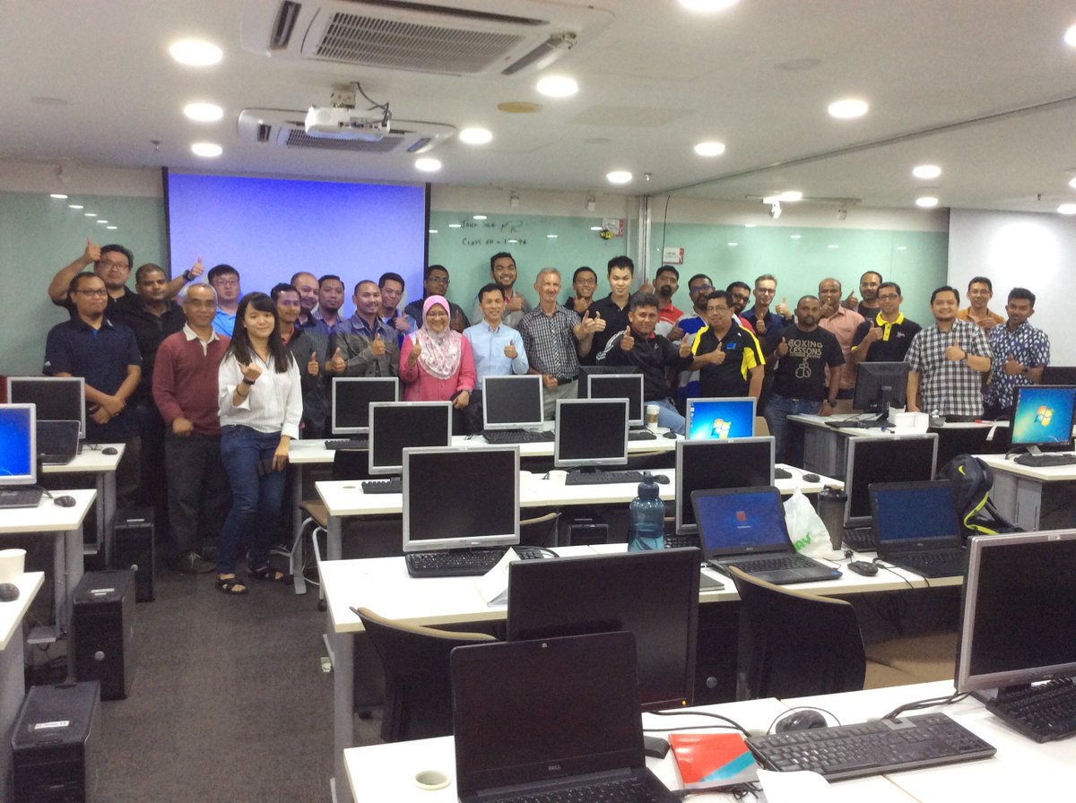 EPI_CDCP's tweet image. Congratulations to the 29 CDCP participants in Malaysia!  Great to have you with us! #cdcp @EPI_CDCP #datacentertraining