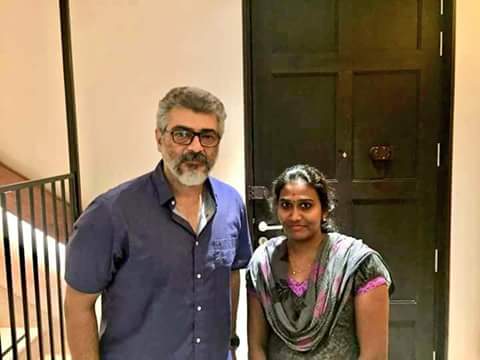 Thala_SL's tweet photo. #Thala #Ajith #DirectorSiva &amp; #RoboShankar from the sets of #Viswasam in #Hyderabad !! https://t.co/vVz7JGpXEE