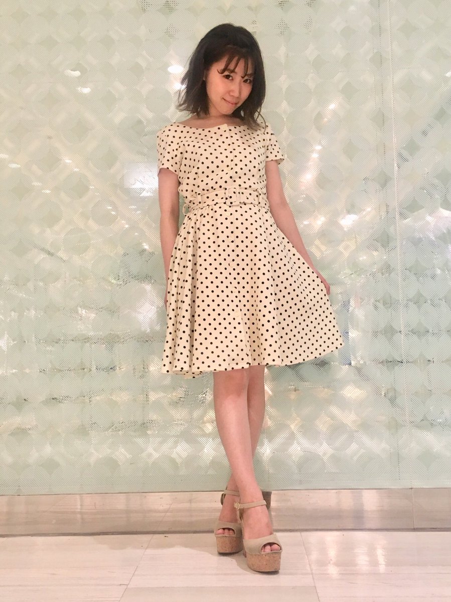 Dazzlin渋谷109店 Twitter ನಲ ಲ 再入荷 ヴィンテージライクドットワンピース 7 500 Tax Size S M マネキンさんに着せてた大人気ワンピースが再入荷です 着心地も良くてシルエットも 優秀なワンピです Dazzlin ドット ワンピース T Dazzlin渋谷109店 Twitter ನಲ ಲ 再入荷 ヴィンテージライクドットワンピース 7 500 Tax Size S M マネキンさんに着せてた大人気ワンピースが再入荷です 着心地も良くてシルエットも 優秀なワンピです Dazzlin ドット ワンピース T