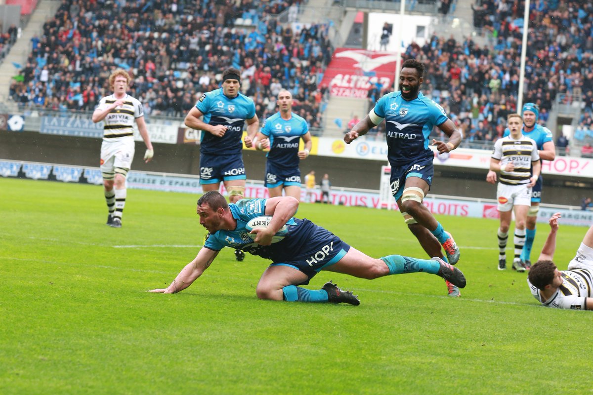 MHR_officiel's tweet photo. Au terme de la saison régulière, nos Cistes ont inscrit un total de 9⃣8⃣ essais, établissant un nouveau record en @top14rugby ! 🤩

Notre podium :
🥇@nemani_nadolo 18 essais 🏉
🥈@Picamoleslouis 11 essais 🏉
🥉@BismarckDuP 8 essais 🏉

#TEAMMHR https://t.co/ZuQhUDeL6l