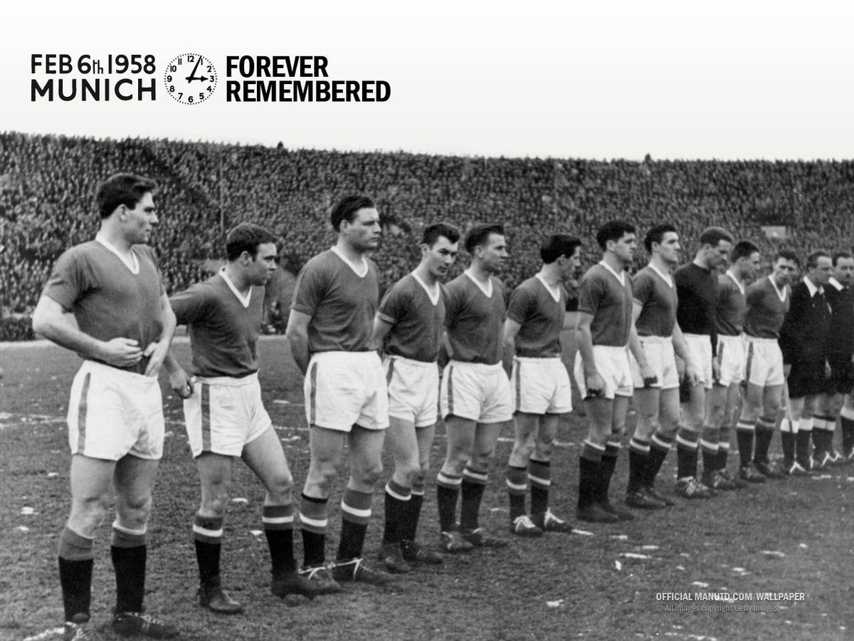 JuliaIvanovagh's tweet photo. We loved you then, we love you now. #munich #munich1958 #manchesterunited https://t.co/ysnew3OZhK