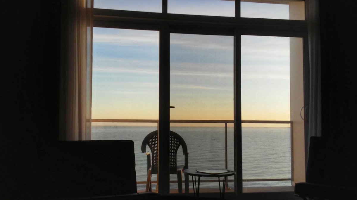 OffTrackTravel's tweet image. 5.30am in Matane, Quebec. With views like this, I'll sleep later! 😍 #quebecmaritime #quebecbythesea #travel