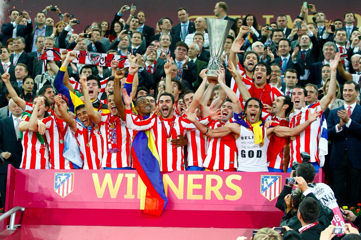 Atleti's tweet photo. ¡Tal día como hoy hace 6⃣ años ganamos la @EuropaLeague en Bucarest! 🇪🇺🏆 ¡Momento inolvidable para todos los atléticos!
#AúpaAtleti #UEL https://t.co/tIig3LKm3V