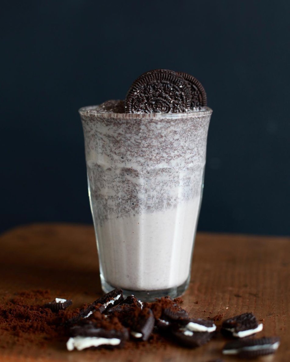 halalke's tweet photo. Oreos with Milk. This is our comfort food; well, one of it of course! Comfort food for the rainy days or down days or any day that just needs some energy-boosting to get through the week! It's midweek so hang it there people! <3 

What's your #ComfortFood? Share it with us. https://t.co/XEpiccs9On
