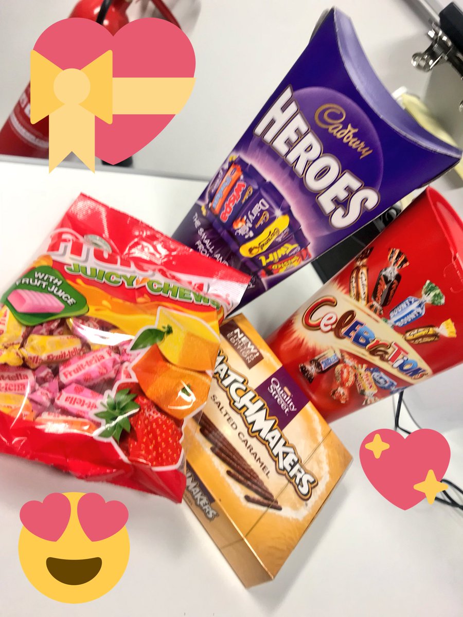 Sweetie treats from our amazing guests who had an amazing stay! 😋🙌🏾🍫🍬 <a href="/pi_southgate/">PI London Southgate</a> <a href="/clairejd108/">Claire Dillon</a> <a href="/121_jam/">Jermaine Johnson</a> <a href="/brunner79/">Alexandra Brunner</a> <a href="/Marco_Depadepa/">Marco De Pasquale</a> <a href="/LauraEvans81/">Laura EvansWrobleski</a>