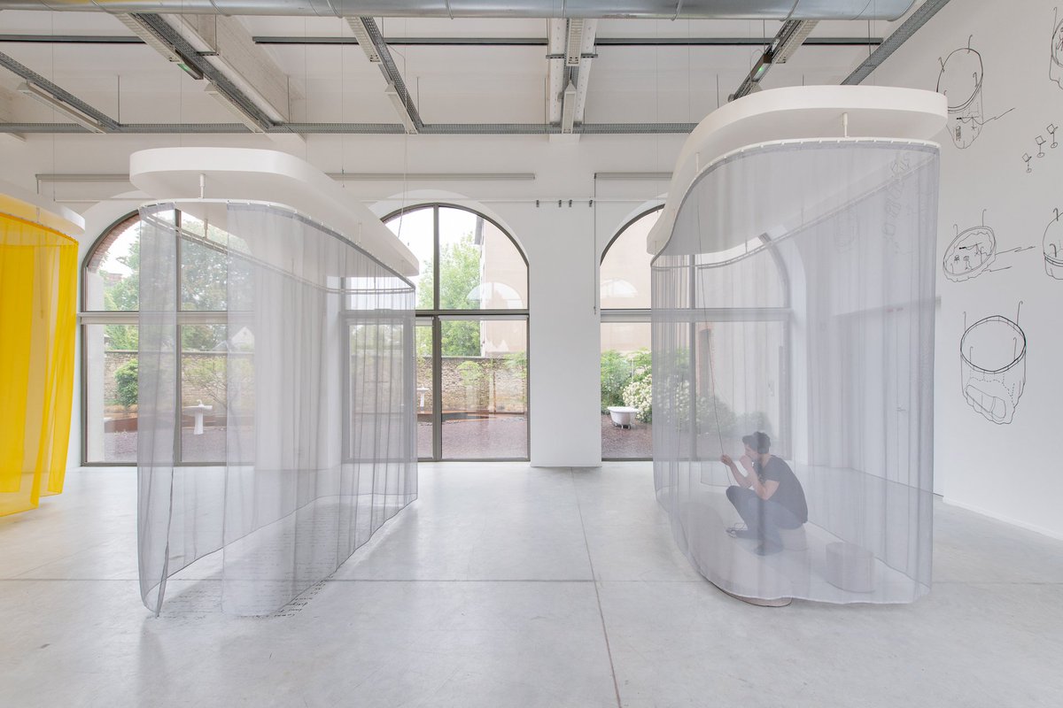 FracCentre's tweet photo. [EXPOSITIONS]
Le Frac Centre-Val de Loire est ouvert du mercredi au dimanche, de 14h à 19h, y compris les jours fériés !
Profitez-en pour découvrir gratuitement nos expositions du moment.
➖
#Antonas #Chaneac #Eisenman #Jacquier
📷 © Martin Argyroglo https://t.co/wh1RISgm2z