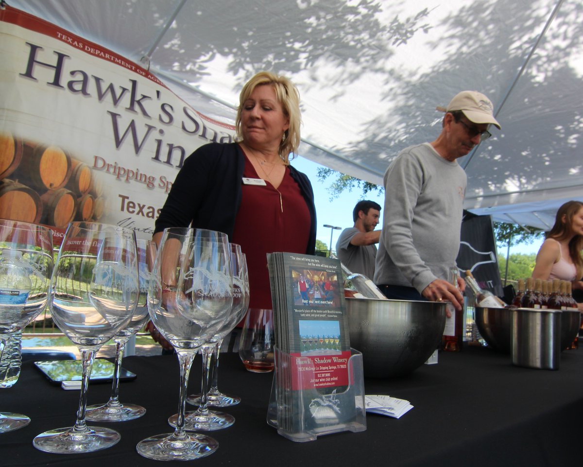 TX Wine Revolution tweet media