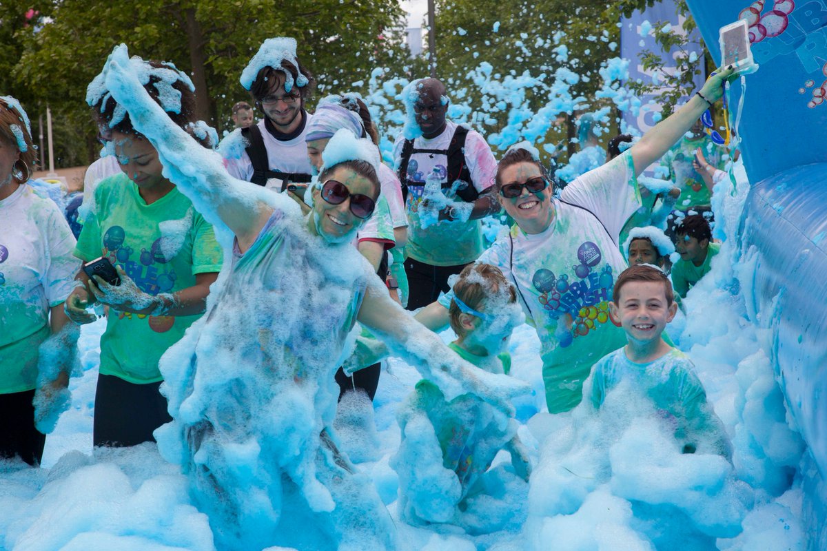 elbubblerush's tweet photo. #WednesdayWisdom ? Sign up for our #bubblerush5k in @noordinarypark with your family and friends for a fun filled, frothy day out on the 10th June! Tickets are selling fast so don't miss out! https://t.co/fBcsrLBdDZ https://t.co/YarYwOdJ7g