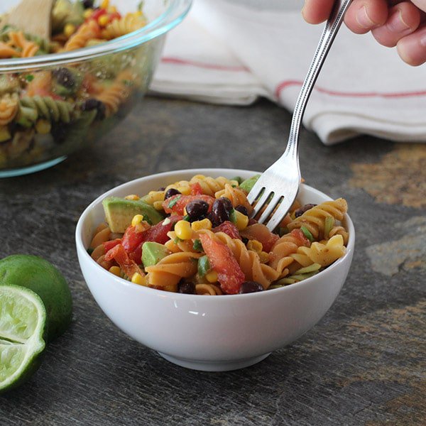 themisfitbaker's tweet photo. Southwest Pasta Salad -via @glueandglitter https://t.co/EVyoJuaIhP https://t.co/fXy7fFjUMS