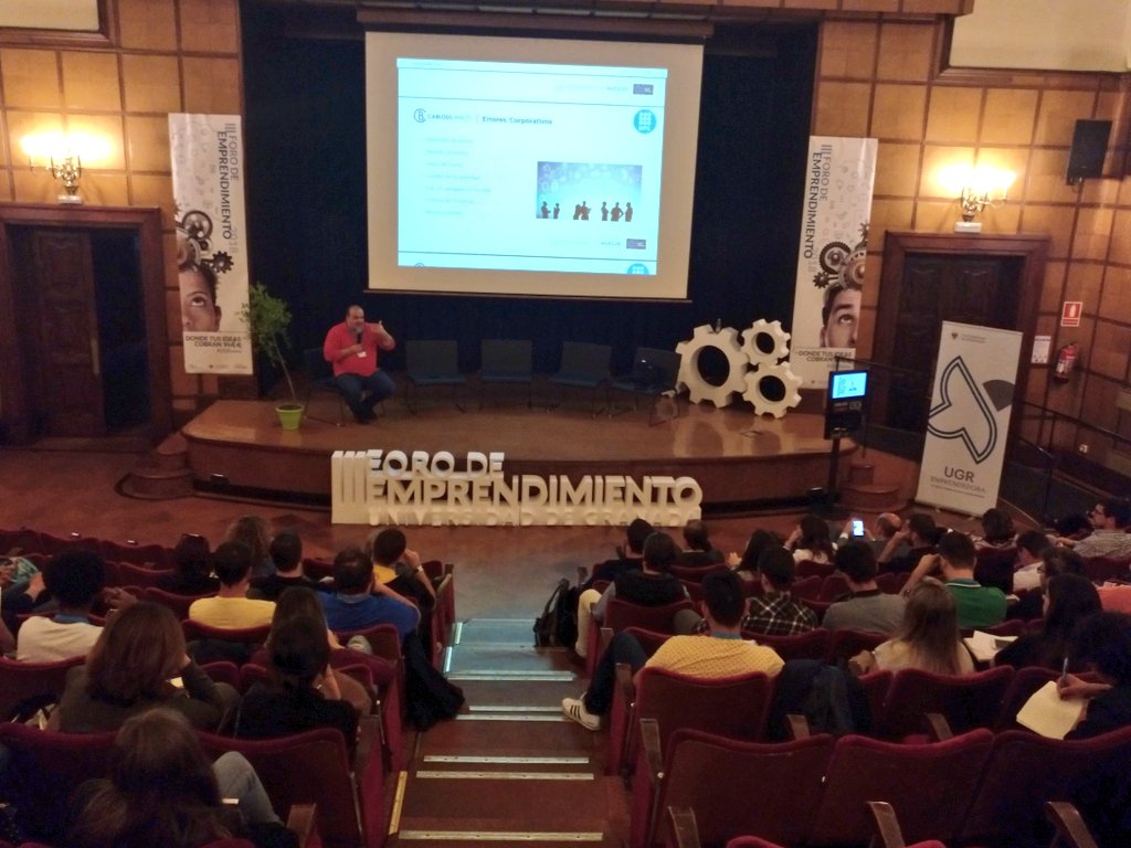 beurruti's tweet photo. Para ser el líder de una #startup lo más importante es conocerte a ti mismo: ¿Qué es lo que haces bien y mal? Nos lo cuenta @carlosblanco en #UGRsuma https://t.co/2HEHv1IXqN