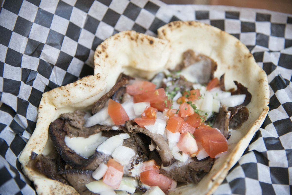 Craving for a Halifax Donair?😍😋
"En Couleur" Nº1 in town!
📍1212 de Maisonneuve Est  &amp; 📍 5171A Avenue du Parc
#donair #halifax #halifaxdonair #instafood #dinner #food #foodporn #stuffed #hot #beautiful #breakfast #lunch #love #sweet #delicious #eating #foodpic #foodpics