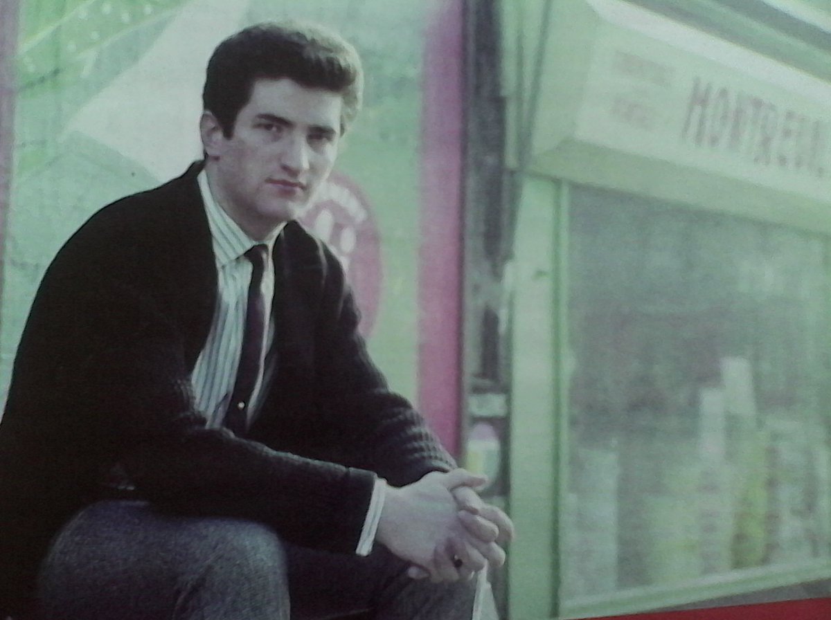 Isidore Aya Tonga On Twitter Eddy Mitchell Dans Un Tabac A Montreuil 93 En 1968 Rio Grande Ca Commence Comme Un Film Noir Au Congo Brazzaville Pendant La Chute Et