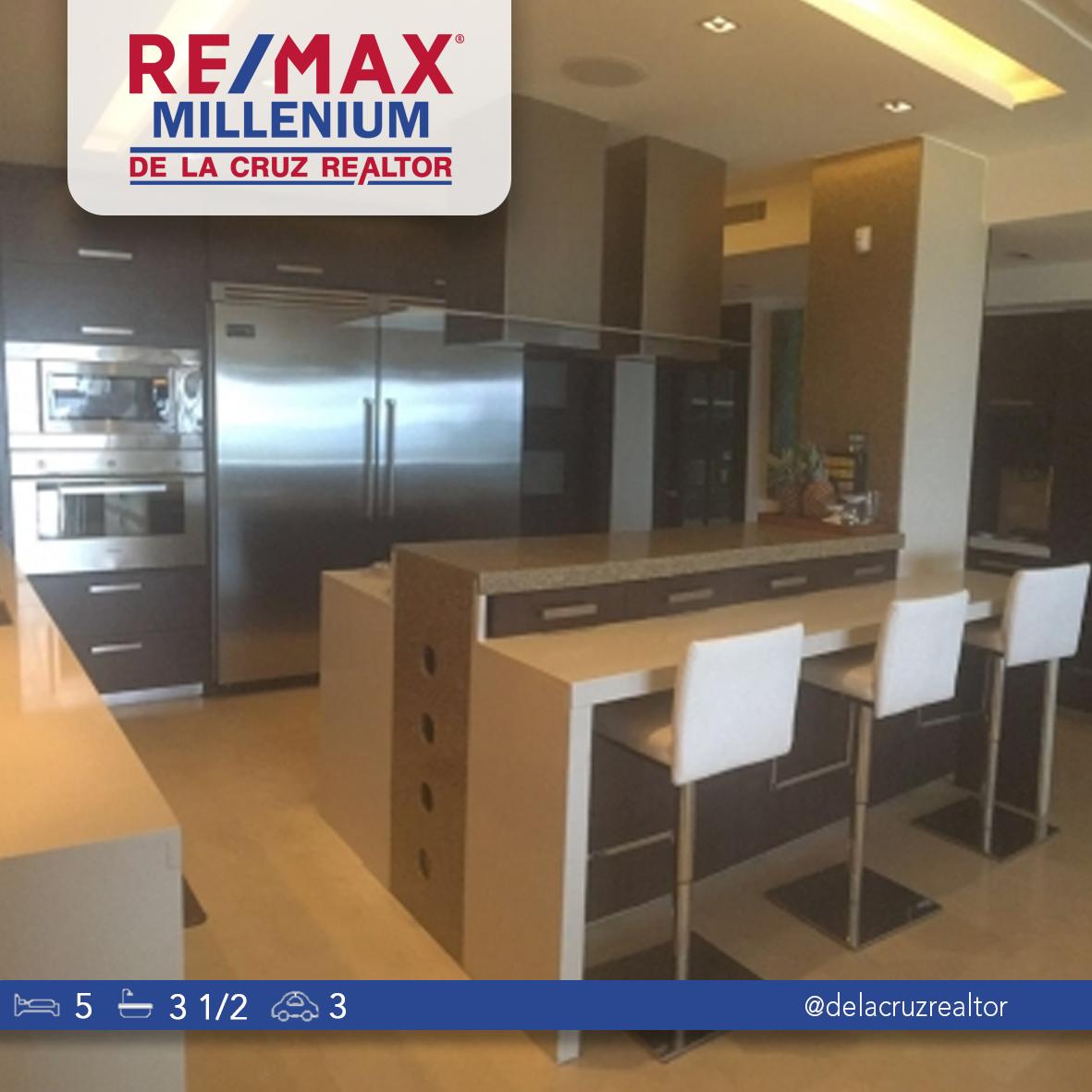 DeLaCruzRealtor's tweet photo. Amplio apartamento en venta ✨ 
Ubicado en el milagro 
5 Habitaciones🚪
3 1/2 Baños 🚿
3 Puestos de estacionamiento🚗
.
Asesor Inmobiliario Ariel de la Cruz 🏡
+58 412 9000404 📲

#remax #realtor #aserorinmobiliario #maracaibo #comprayventa #crecer #hogar #familia https://t.co/UBeC44ooB7