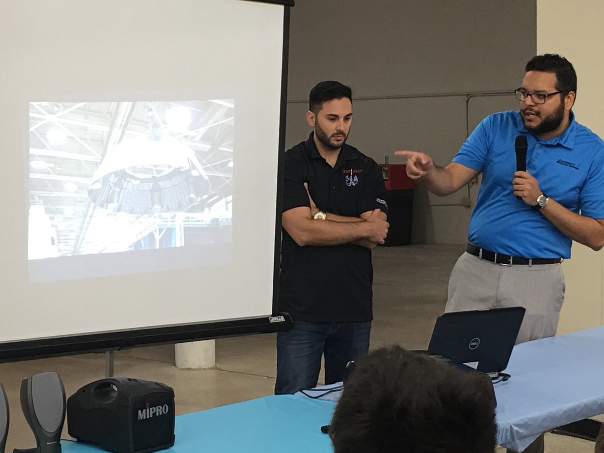 nancy_bourne's tweet photo. Elementary Science, Math & STEM Fair - Ss listen to #stem Chats from Aerojet Rocketdyne ๐Engineers & hear how they use Math & Science as tools in their everyday work. #stemintherealworld @PBCSTEM @AerojetRdyne @julemate @MickeyBanek @pbcscience @JenHataway https://t.co/PlyCY37NCZ
