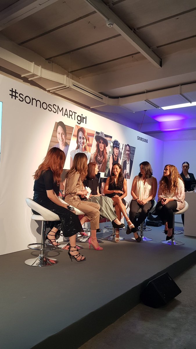 Rociohol's tweet photo. Que gran dia¡¡Emoción para presentar la nueva campaña #somosSMARTgirl para dar voz y visibilidad a las mujeres. Mujeres que inspiran a las del mañana. @SamsungEspana
#blancasuarez #paulaechevarria #saletacastro #evagil #charoortin #isabeljimenez #seleccionfemeninarugby https://t.co/WEVPcOkkYl