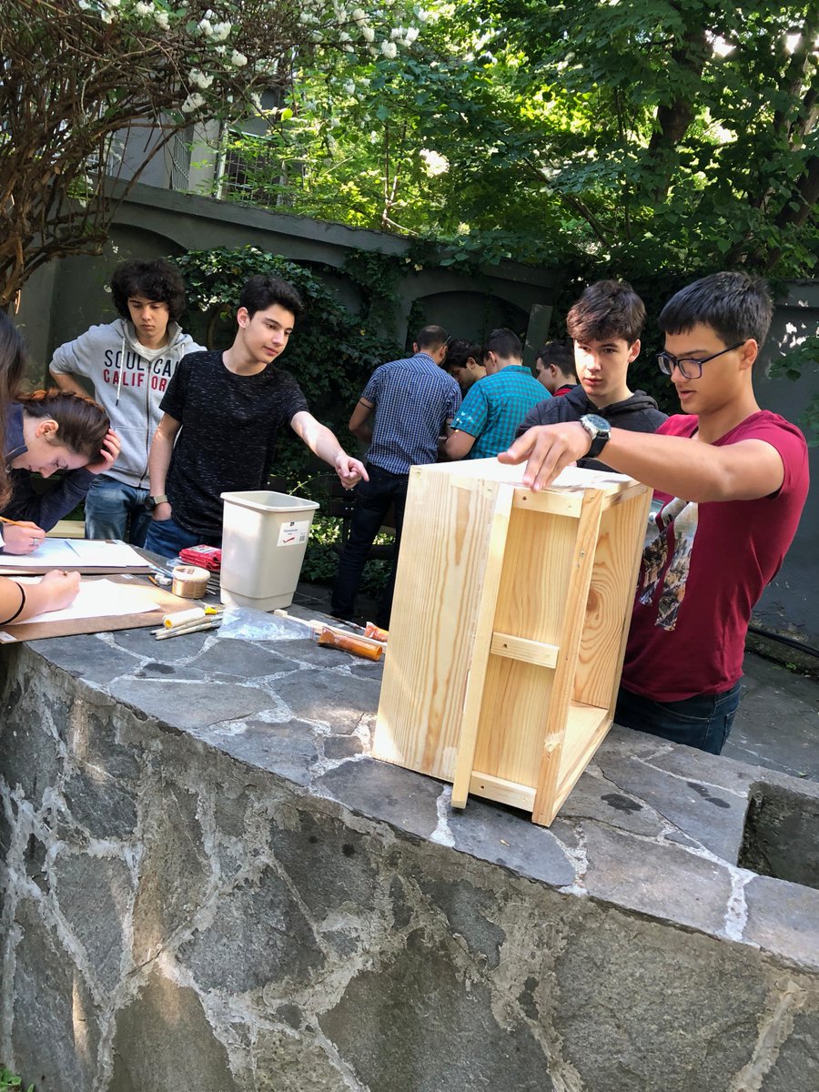 Uwekind's tweet photo. Finishing works on our first beehive - part 2. Interdisciplinary Uwekind #Bee Project. #UweBeeProject https://t.co/6DP8FNCSfj