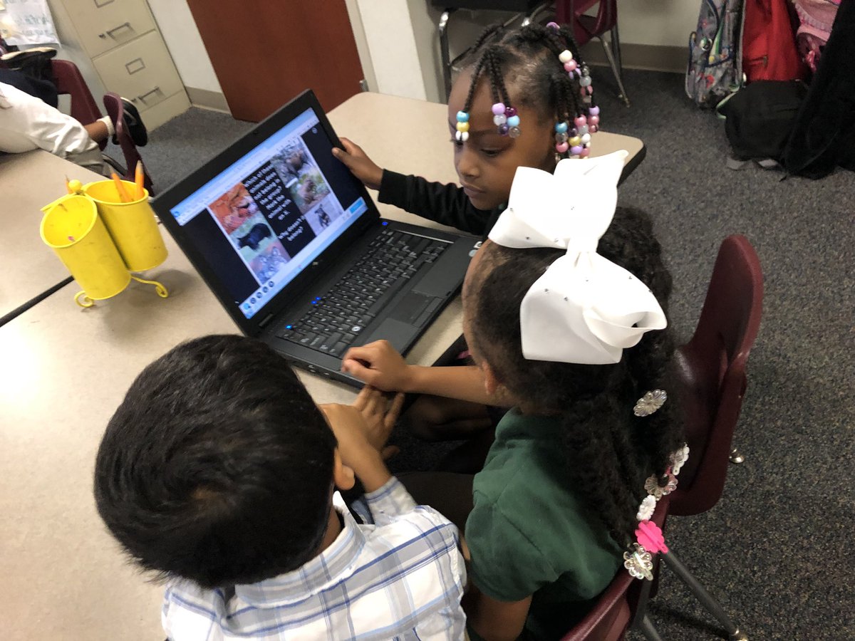 araedaniels's tweet photo. These 1st graders ROCKED their first @nearpod experience! @rameytylerisd  #tylerisd @JhenryScience #animalcharacteristics https://t.co/kl1CikcHiJ
