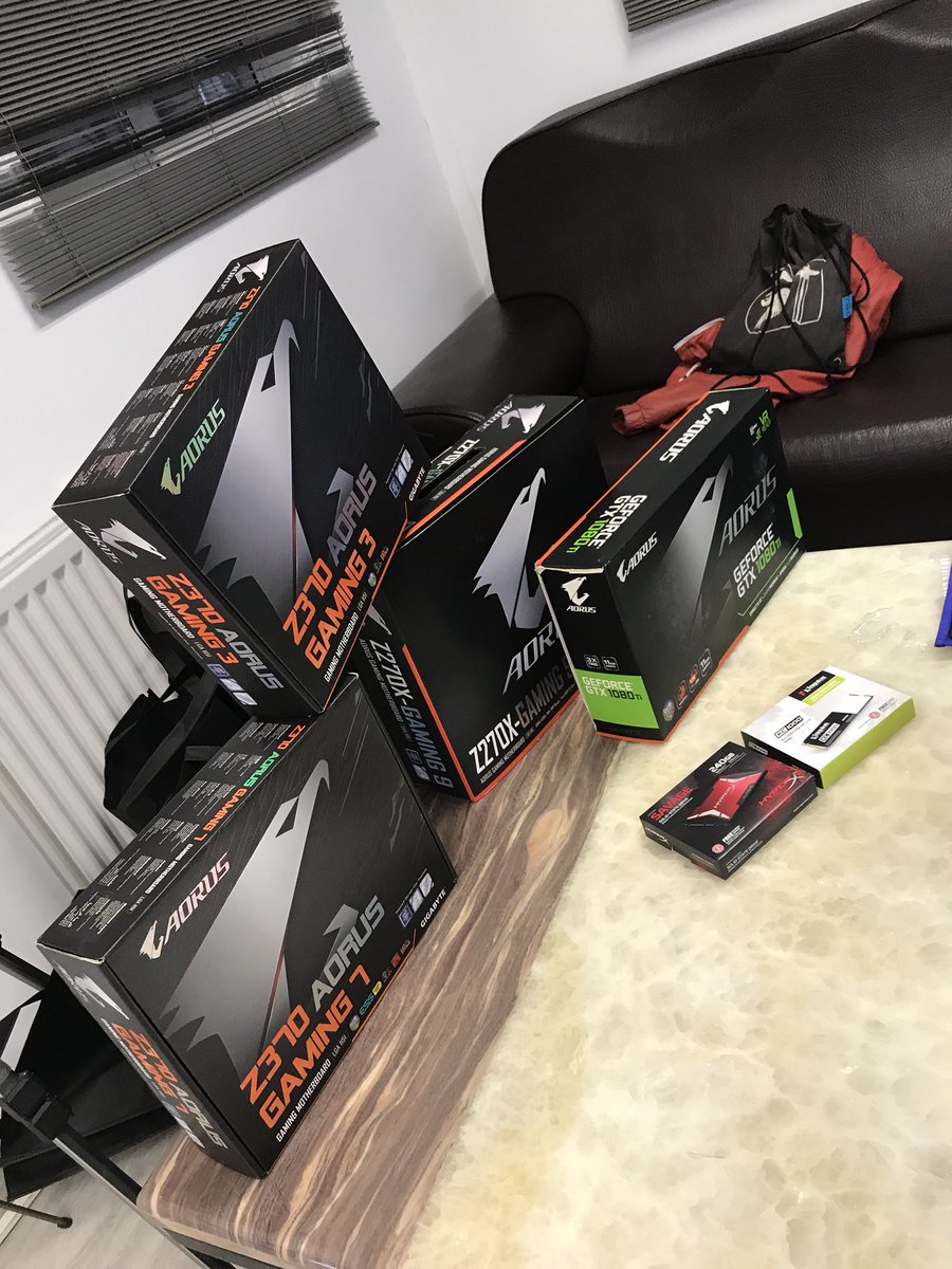 xunilzita's tweet image. Lo quiero tooooodo @abysmspain  #DeepLab 😱😱😱