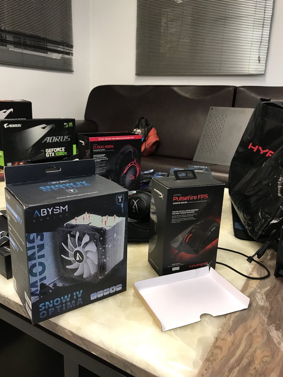 xunilzita's tweet image. Lo quiero tooooodo @abysmspain  #DeepLab 😱😱😱