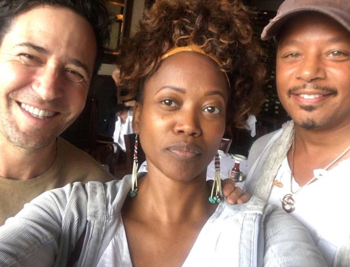 RobMorrow_'s tweet photo. Having dinner w/ #TerranceHoward and our old pal and colleague, #ErikaAlexander from the underrated #StreetTime happens to walk by #syncronicity @EAlexTheGreat https://t.co/qOdIURUNPZ