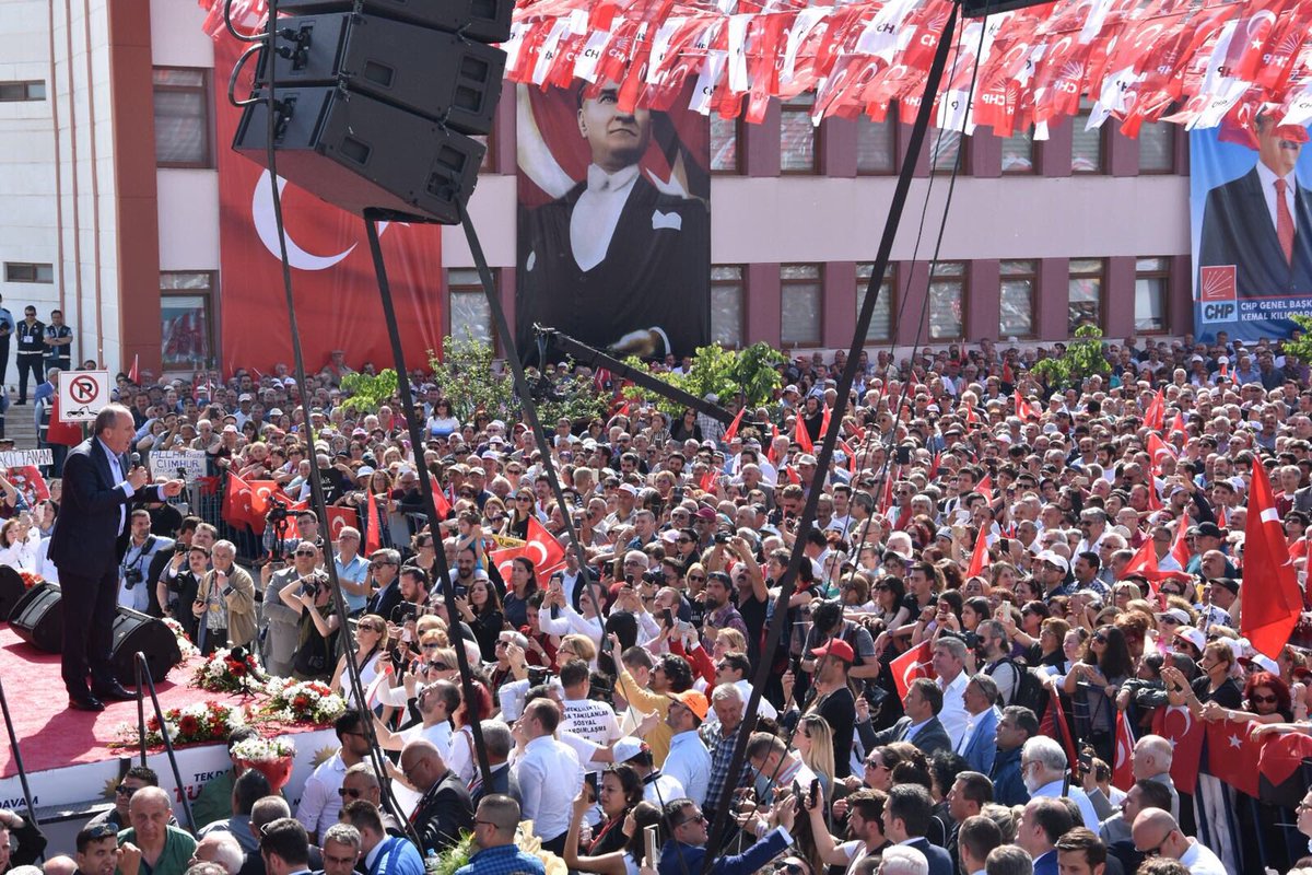 vekilince's tweet photo. Edirne Tamam, Edirne Mitingimize katılan Sayın İlhan Kesici’ye, Sayın Yılmaz Büyükerşen’e, Sayın Abdüllatif Şener’e, Milletvekillerimize, Belediye Başkanlarımıza ve Edirneli yurttaşlarımıza çok teşekkür ederim https://t.co/mNSIOeBVag