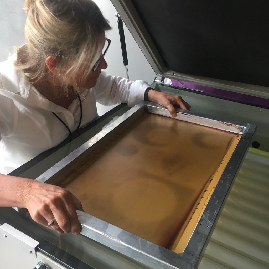 gwasarts's tweet photo. Preparing our first screen print. #GWAinspire #GWAS #GWASArts @GWASwitzerland https://t.co/NJ3fJa0abr