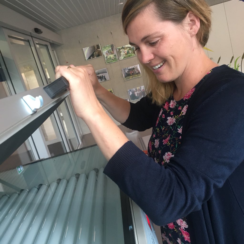 gwasarts's tweet photo. Preparing our first screen print. #GWAinspire #GWAS #GWASArts @GWASwitzerland https://t.co/NJ3fJa0abr
