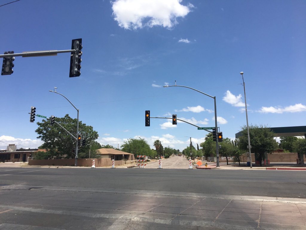 RobertYUribe's tweet photo. **** Construction Notice *****
Construction crews will be working on 5th and 6th Street from Pan American to 'A' Avenue this week. Use caution while driving or walking through these construction areas.
any questions, please contact the PWD at 417-7329. #StreetProject #DouglasAZ https://t.co/0sRItSxRms