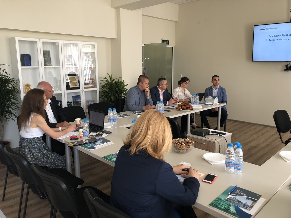 InvestSofia's tweet photo. Discussing the Vision&Ambition of #Sofia for digital transformation of the urban environment, society, business, and institutions. #SofiaMunicipality @SofiaUniversity @ScaleFocus @Telenor BG, prof. Petko Ruskov, Sofiyska Voda #DigitalCitiesChallenge @EU_Commission @EU_Growth https://t.co/vCE5wOHbYb