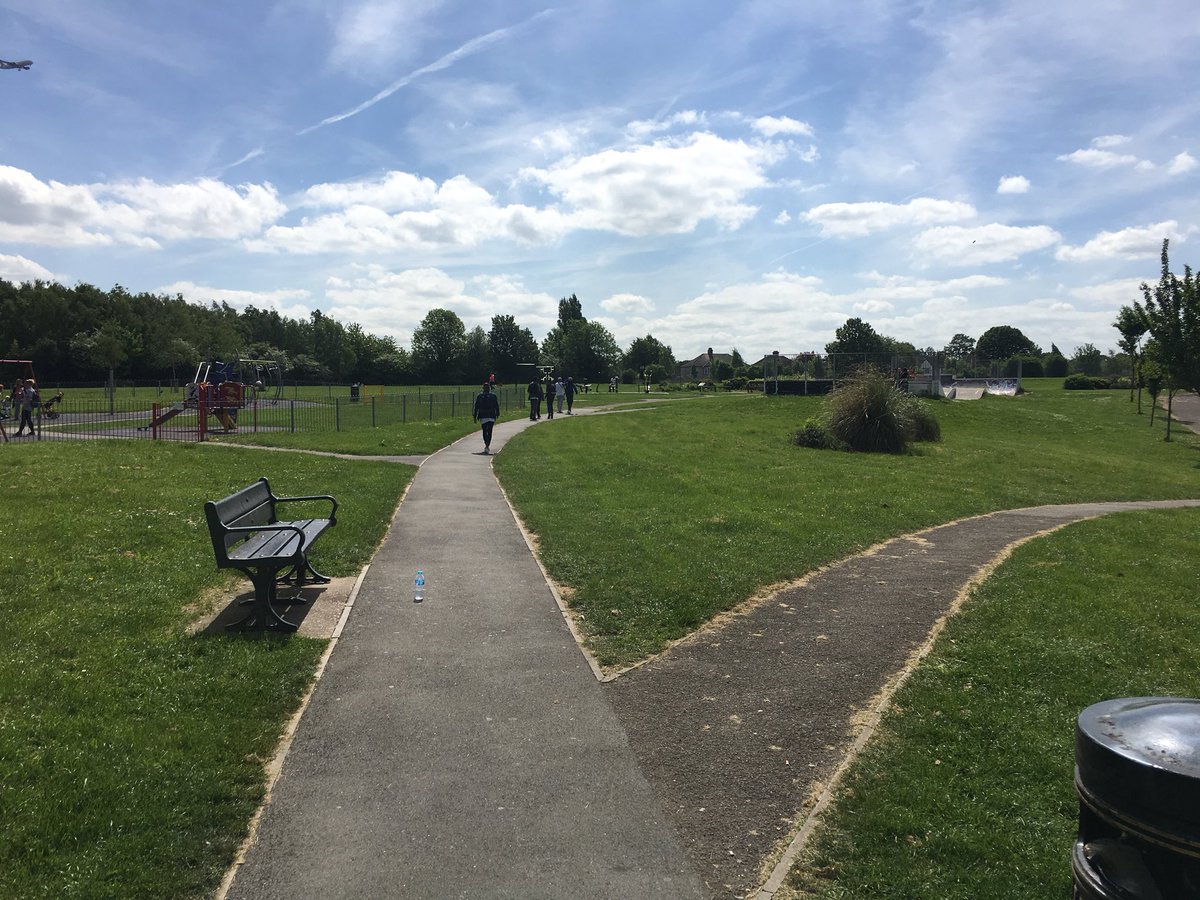 MPSOsterley's tweet photo. The Team are carrying out Mobile Patrols on Eversley Crescent - The Grove- Naseby Close - Ravenswood Gardens- Spencer Road -Foot Patrols &amp; Weapons Sweep Thornbury Park. Deterring Antisocial Behaviour. #YouSaidWeDid #StopKnifeCrime #767TX https://t.co/g1wLJvf7fx