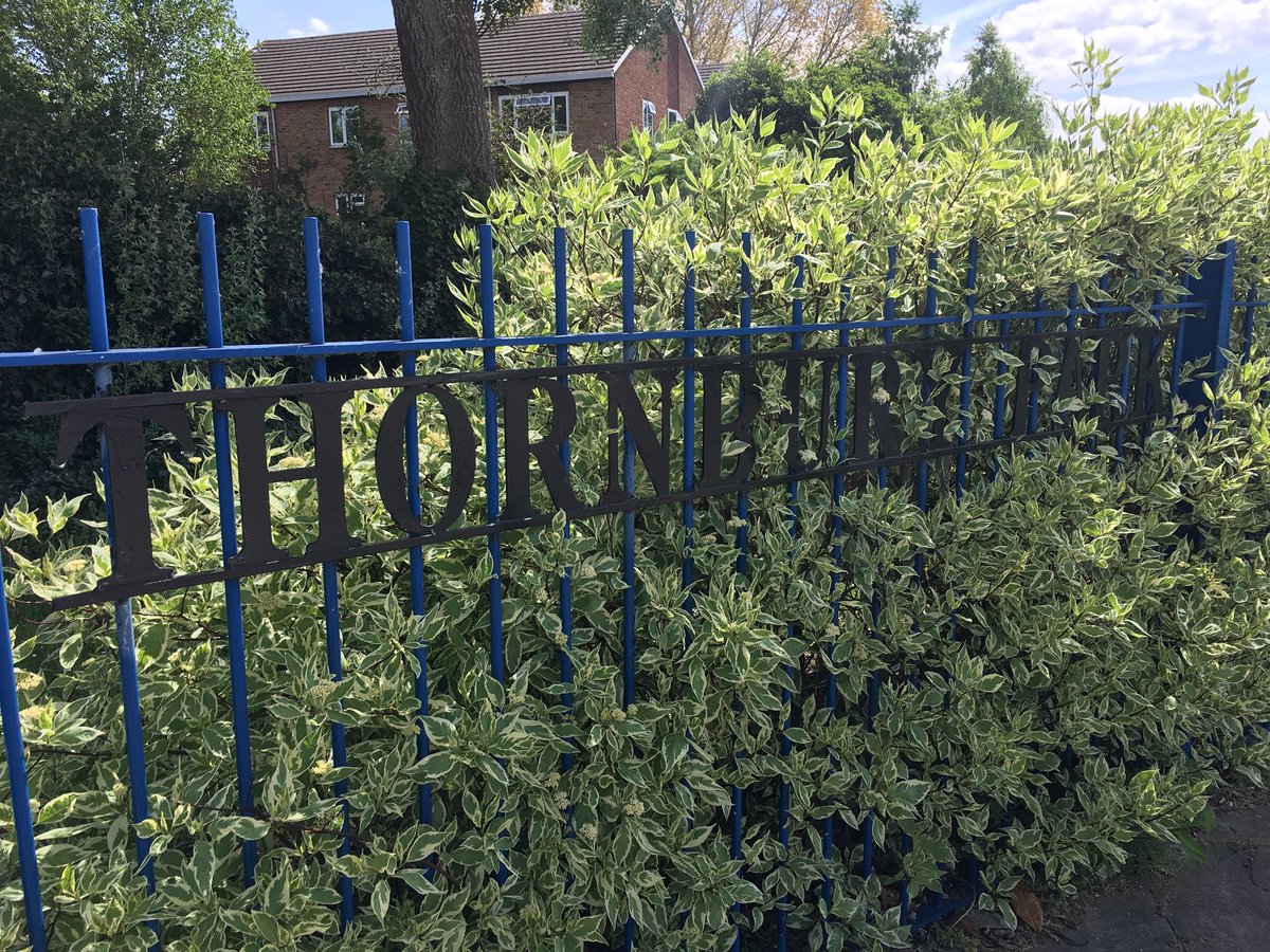 MPSOsterley's tweet photo. The Team are carrying out Mobile Patrols on Eversley Crescent - The Grove- Naseby Close - Ravenswood Gardens- Spencer Road -Foot Patrols &amp; Weapons Sweep Thornbury Park. Deterring Antisocial Behaviour. #YouSaidWeDid #StopKnifeCrime #767TX https://t.co/g1wLJvf7fx