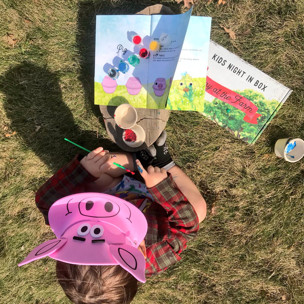 PicklesTravel's tweet photo. This month’s #kidsnightinbox is best enjoyed in the fresh spring grass while pretending to be one of countless different farm animals! Want to join the fun? Use my affiliate code to get your own box! https://t.co/puDAE6O3uK #nightinboxes https://t.co/PvEh2fiAB9