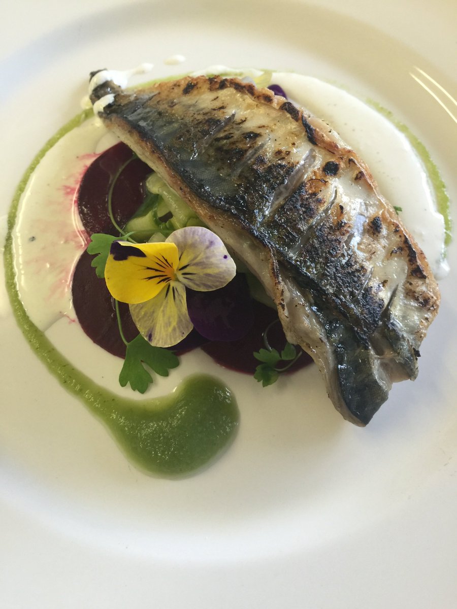Pop in for a cheeky lunch &amp; choose one of our delicious mains - Kentish Rump of Lamb, Pan Fried Hake Fillet, Slow Cooked Beef Short Rib, Seared Tuna, Morroccan Sweet Potato, Pepper &amp; Butterbean Tagine Menus here ow.ly/kI0H30flJwD #Hawkhurst #UKpubs