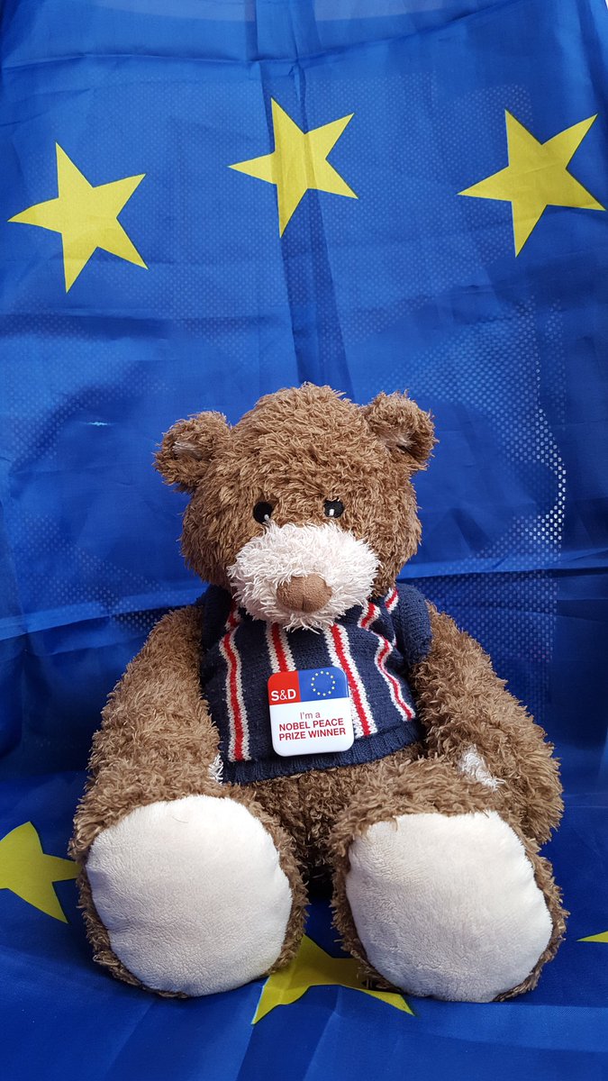 VdkMaxim's tweet photo. Happy Europe Day everyone #EuropeDay #EutoMe #EuropeDay2018 #europe @TheProgressives @UTuttlies @FEPS_Europe @PES_PSE @UdoBullmann @europe https://t.co/konB60mb3g