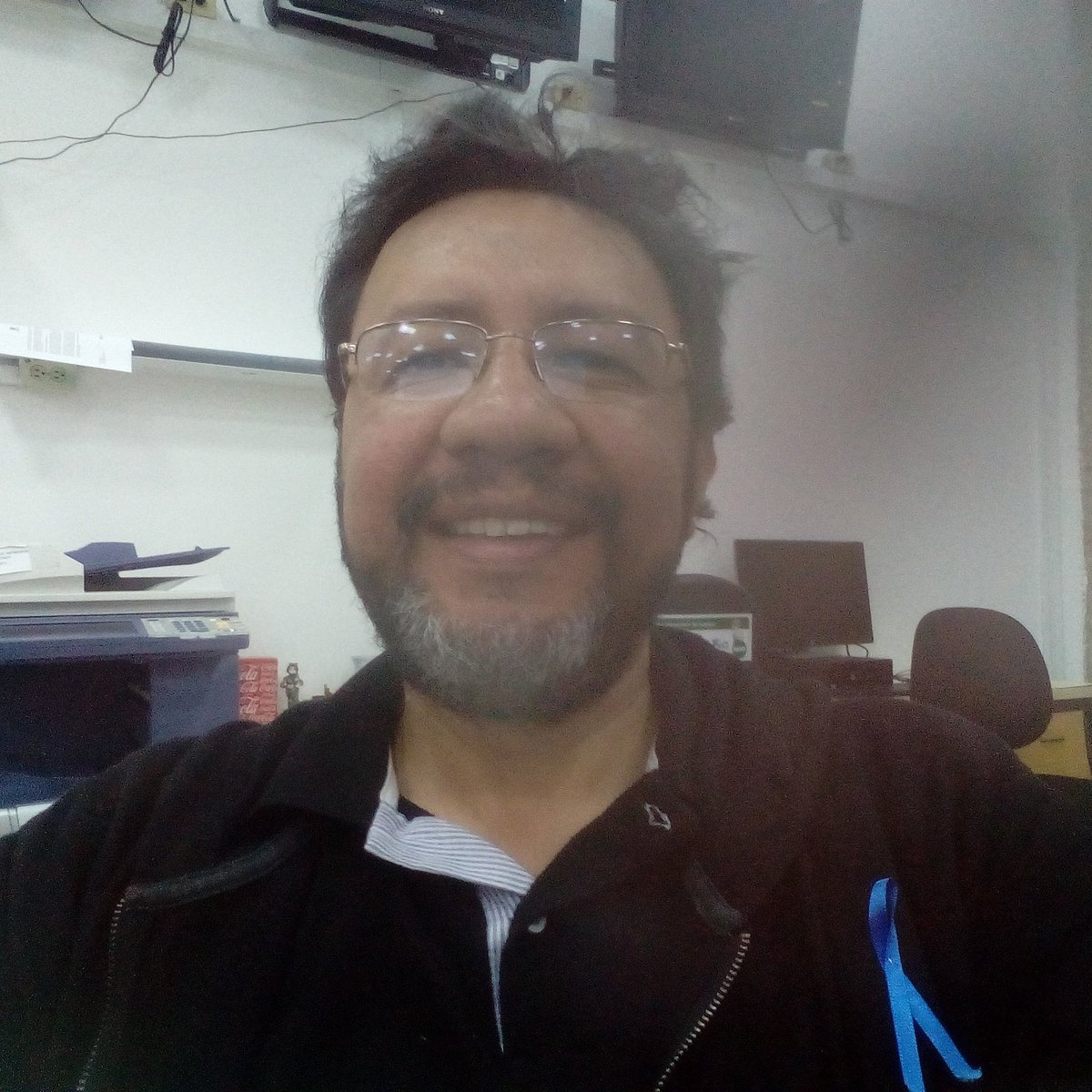 papelysignos's tweet image. #LazoAzul En todos los espacios #YoProtejoAlosNiños #AsociaciónAfecto #SeguridadVial