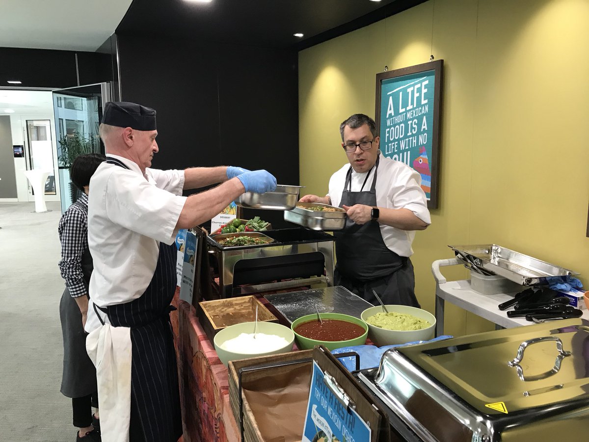 Refresh1FC's tweet image. The Mexican kitchen pop up today at Refresh #Baxterstorey #foodie #popup @gwbramwell @kellycuschieri