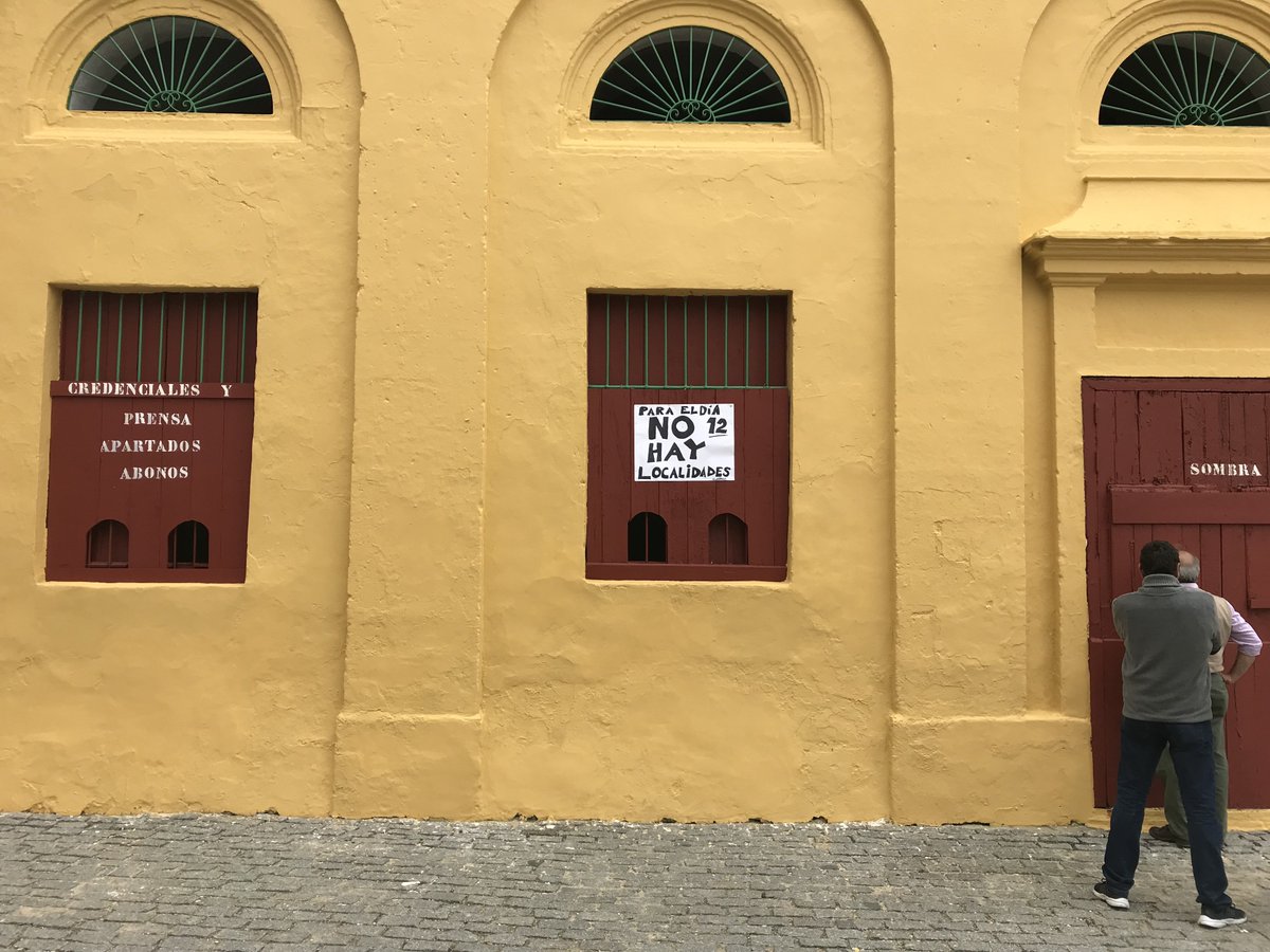 ^PJ Jerez pone el "No hay localidades" para el día 12 de mayo donde actuan <a href="/Padillaelpirata/">Juan José Padilla</a> <a href="/MoranteTour/">Morante Tour</a> y <a href="/JMManzanares/">JM Manzanares</a> #torosjerez2018