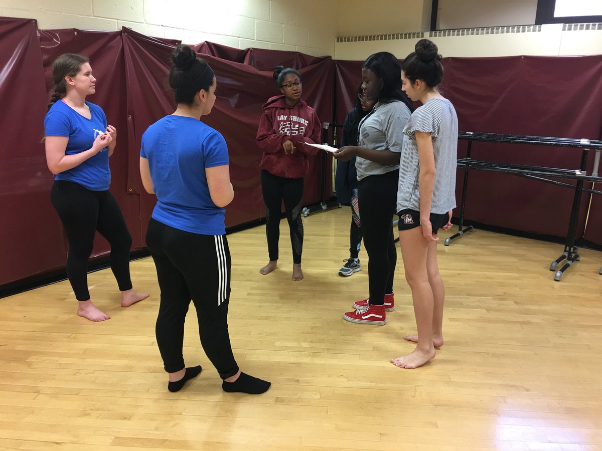 BSHSDance's tweet photo. @HofstraU Dancers in Schools make their annual visit to @BayShoreHS to teach us about dance composition.  This year’s inspiration: poetry! https://t.co/R1WYhDGyjs