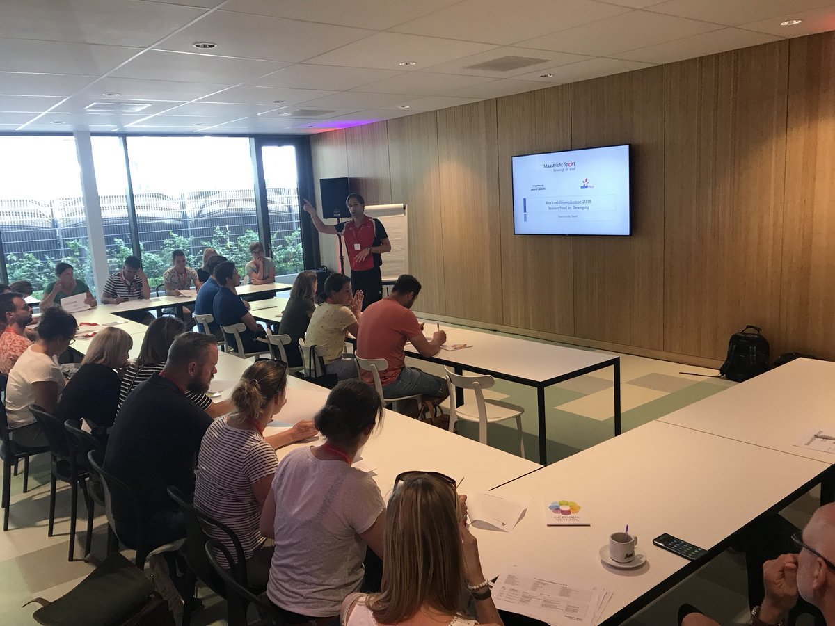 Werkveldbijeenkomst Basisschool in Beweging: samen werken aan sportief gezond klimaat op school <a href="/GezondeSchoolNL/">Gezondeschool.nl</a> <a href="/JOGGNL/">JOGG</a> <a href="/uitMaastricht/">Gemeente Maastricht</a>