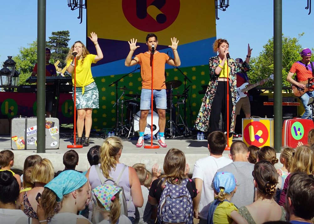 ToerAtt's tweet photo. Plopsaland De Panne ontvangt populaire Ketnet-figuren tijdens hemelvaartweekend https://t.co/hEgdNNen7u
@Plopsa @Ketnet https://t.co/Aov0ZvNcvJ