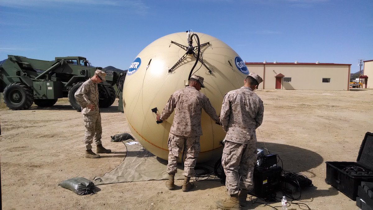 CubicDefensePL's tweet image. GATR to rewolucyjny i jedyny na świecie nadmuchiwany system satelitarny. Złożony mieści się w plecaku, a jego rozstawienie zajmuje zaledwie kilka minut. #WeAreCubic #CubicInnovation #wojsko #armia