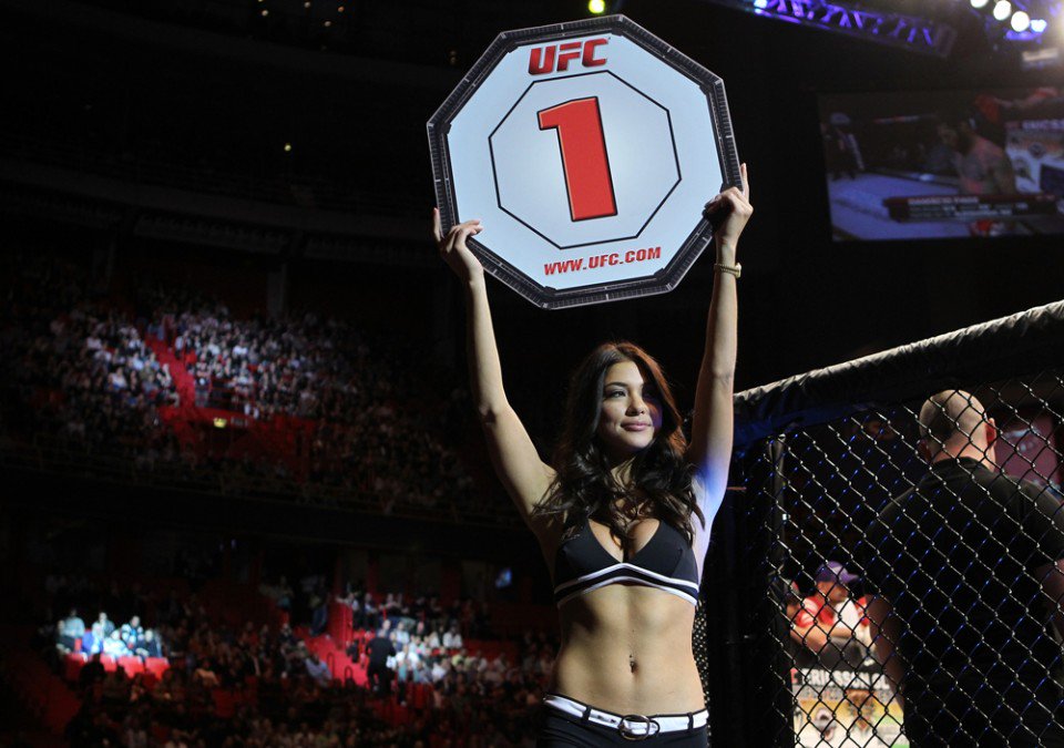MMANyheterno's tweet photo. Sjekk ut ukens knockout: Lyoto Machida vs. Mark Munoz fra UFC Fight Night 30

Sjekk video i artikkelen under 🎥👇👇 
https://t.co/sKqHHkDZMa

#mmanorge #nrksport #2sport #ufc https://t.co/9FDcd6NqPp