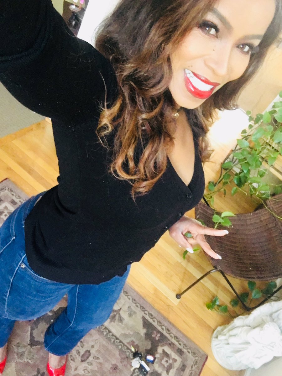 Toni Yates On Twitter What S Up Twitter Family