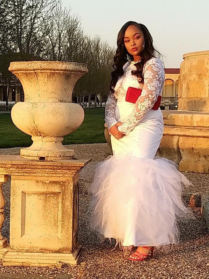 mxmCosmetics_'s tweet image. Ok sooooooo the results are in and this was my favorite prom look I did!  my baby slays everytime she’s soooo cute! it’s #MXMEVERYTHING get with the winning team MxM Beauty Bar
Also she’s wearing MickSticks in the shade ROSA MAY the best red lippie out! mxmthebrand.com