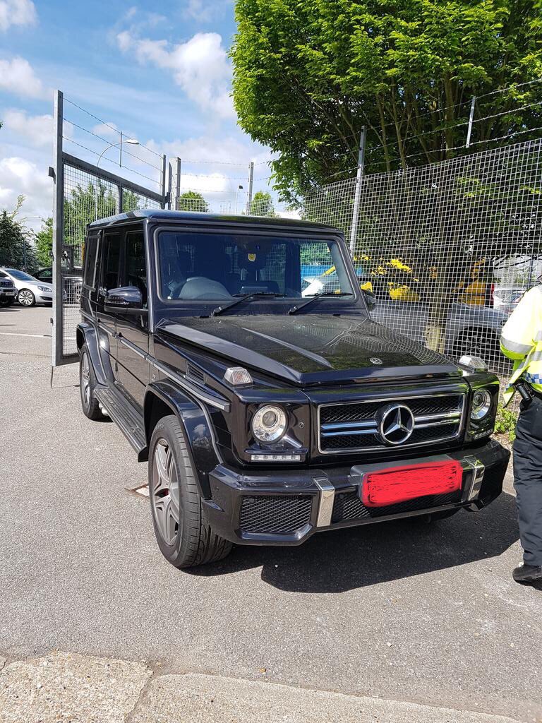 Vic_Finch1's tweet photo. It does not matter how expensive your vehicle maybe, if you can’t insure it, it will be seized! #section165 #seizedcar #noinsurance seized by @GatwickPolice this morning https://t.co/Xhhv4wTdgs