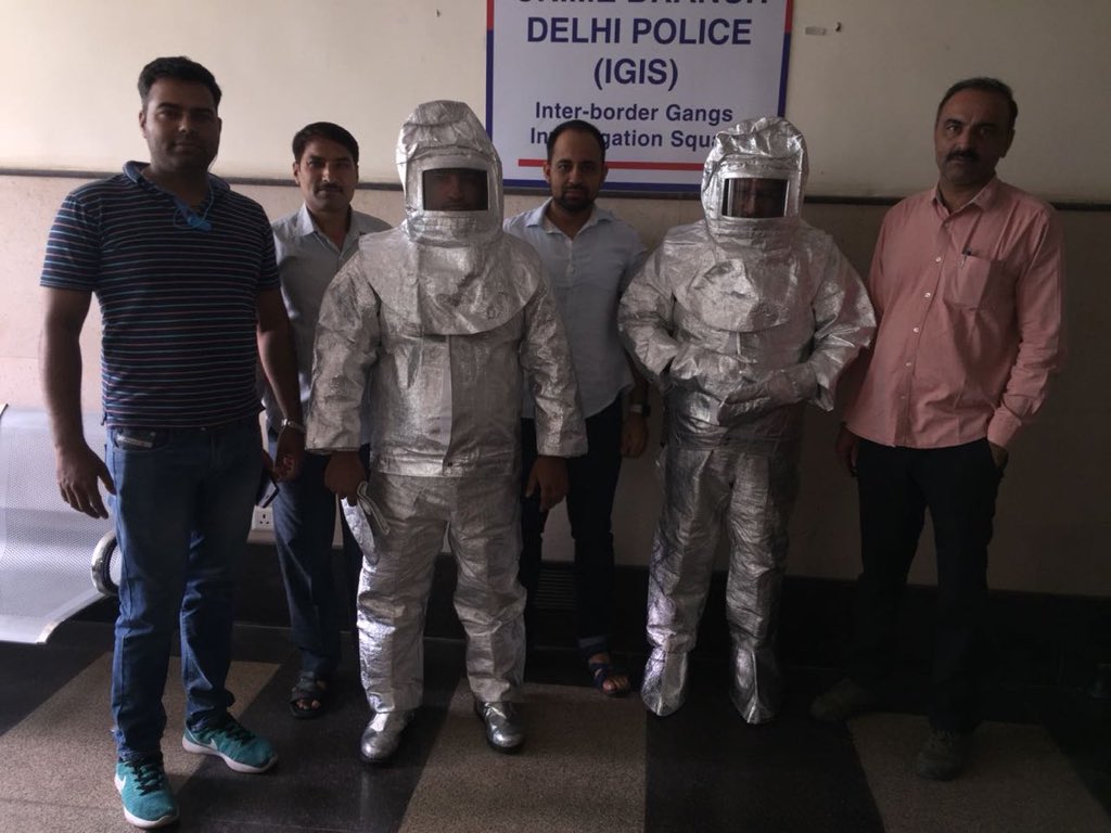 DonaldBKipkorir's tweet photo. The two men in “Space Suit” are Father-Son Conmen in India who convinced a businessman that the suits are needed by NASA &amp; will buy them for its space program at us$5.5B (Kshs. 550B) ... The greedy Businessman bought from them at us$213,000 (Kshs. 21.3m) hoping to resell to NASA! https://t.co/iswKO2z6yT