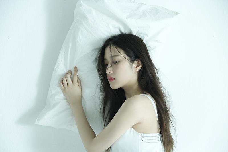 DcwWhM7V4AIgPlb?format=jpg&name=900x900