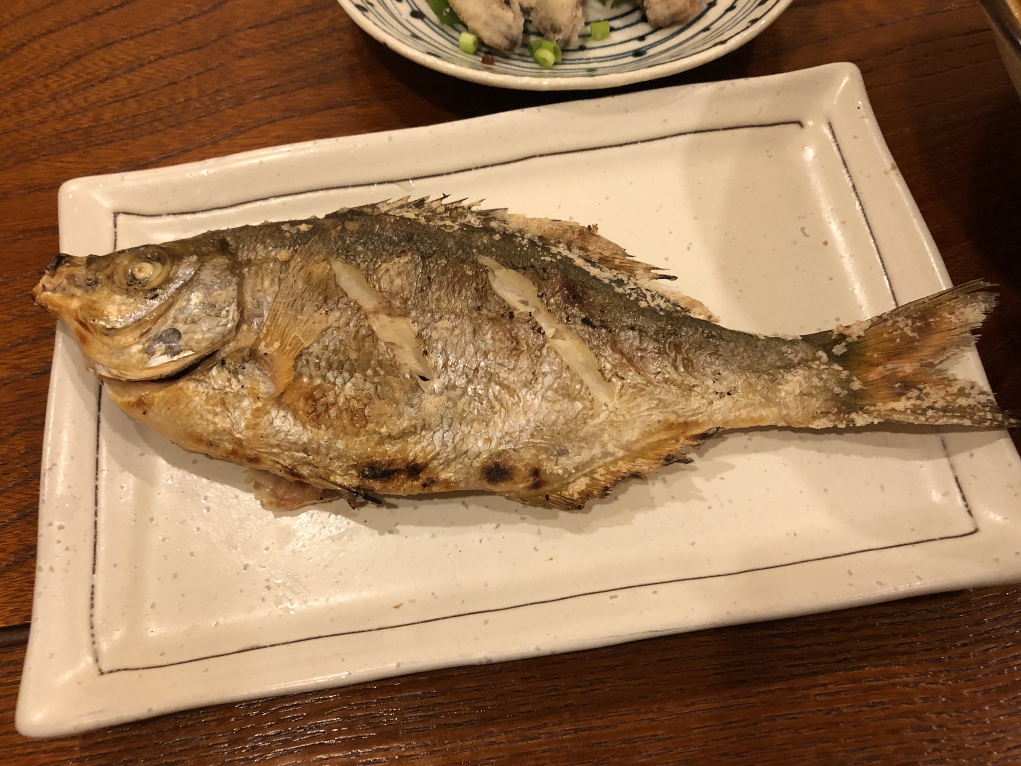 さかな芸人ハットリ ウミタナゴの塩焼き食べたいなぁー 釣り人は捨てちゃうけど 普通にめちゃくちゃ美味しい魚だと思うんだけどね 写真はマタナゴ 釣った魚しか食べない T Co Qrhu3gaslu Twitter さかな芸人ハットリ ウミタナゴの塩焼き食べたいなぁー 釣り人は捨てちゃうけど 普通にめちゃくちゃ美味しい魚だと思うんだけどね 写真はマタナゴ 釣った魚しか食べない T Co Qrhu3gaslu Twitter