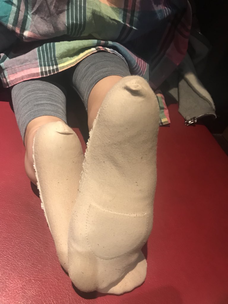 フットカバーフェチ  / X